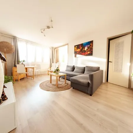 La Cuccia - Fully Furnished Close To Metro And Olympic Venues